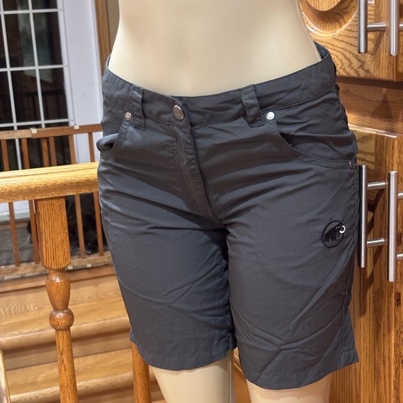Mammut Pants - Mammut Women's Charcoal Gray Bermudas